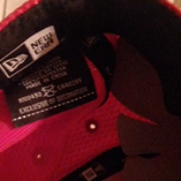 Hat - Picture 2 of 3